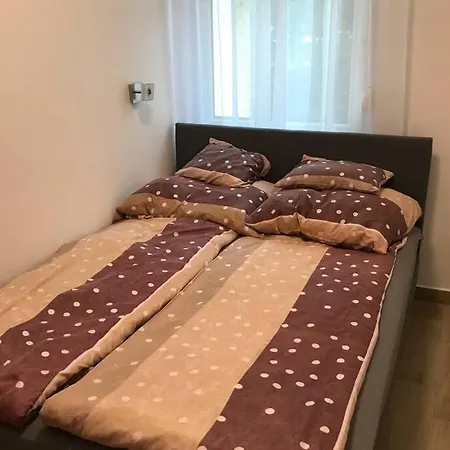 Hugo Lak Apartament