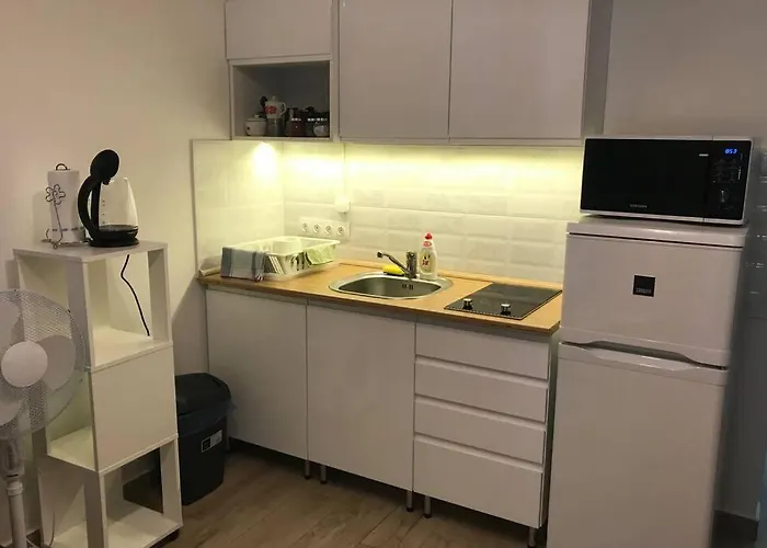 Hugo Lak * زاماردي